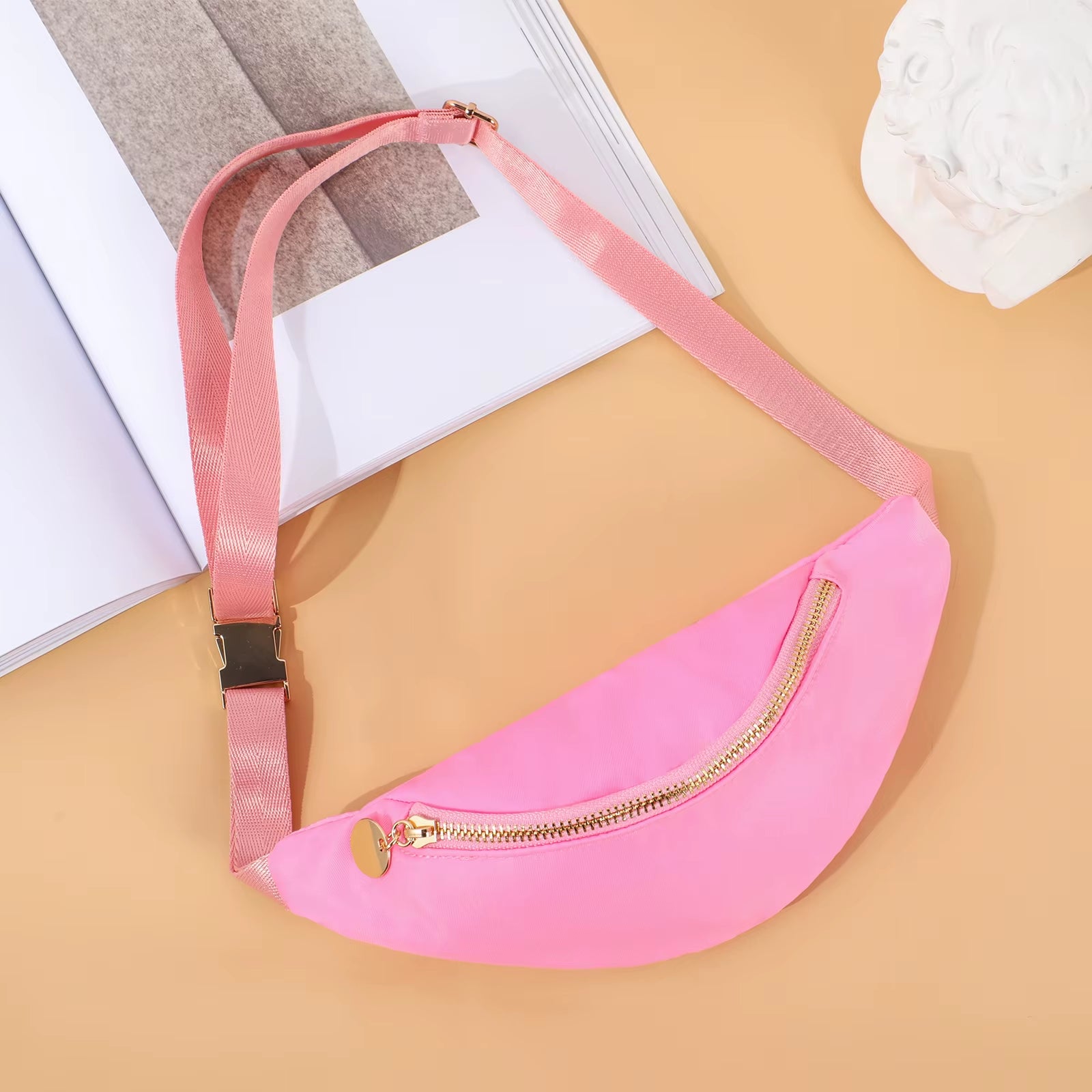 Women Fanny Pack Nylon Belt Bag Fashion Adult Waist Pack Zipper Bum Bag Adjustable Lightweight Multifunction Water-Resistant